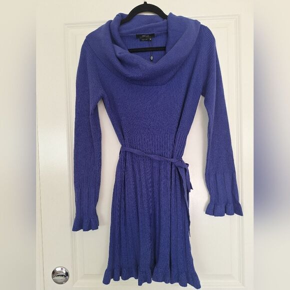 Vertigo Paris Dresses & Skirts - Vertigo cowl‎ neck pleated skirt dress size M